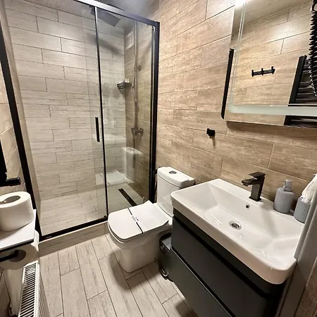 Raffaello Hotel *