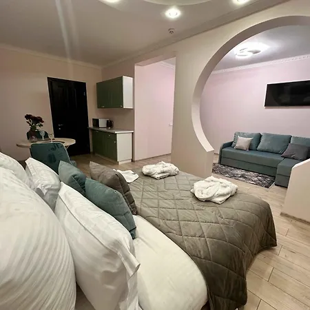 Hotel Raffaello Rostoki